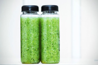 A lovely green vegetable juice.